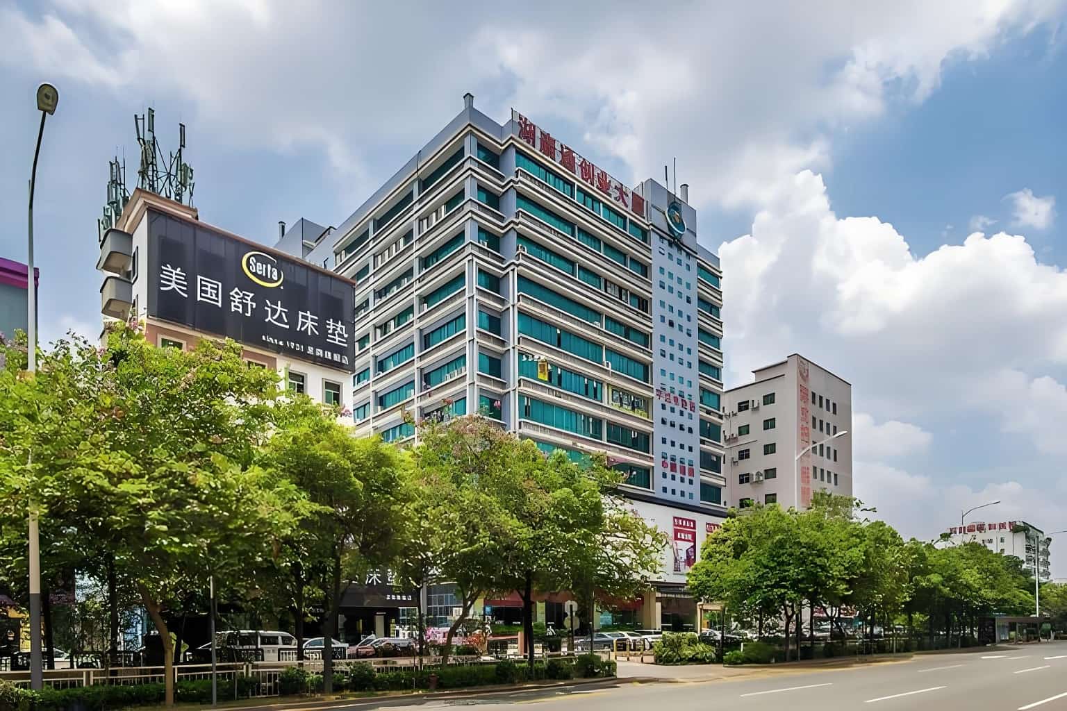 湖广通创业大厦